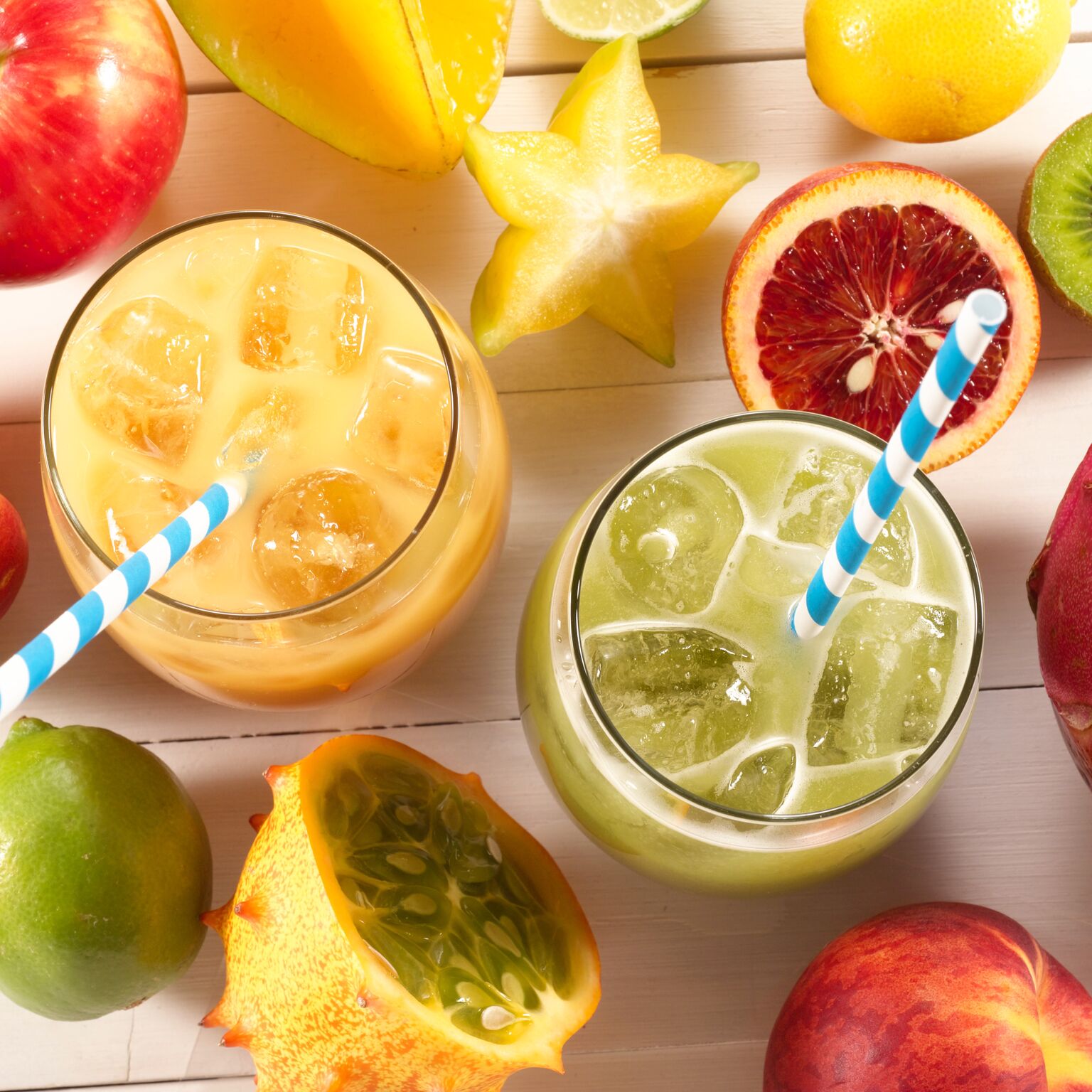 Fresh Juice Made Two Ways Using Smartfruit