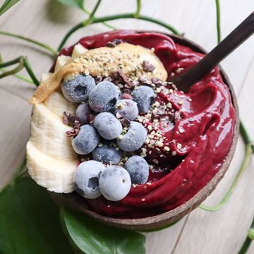 Blueberry and Bright Smoothie Bowl