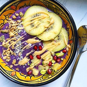 Peanut Butter Smoothie Bowl​